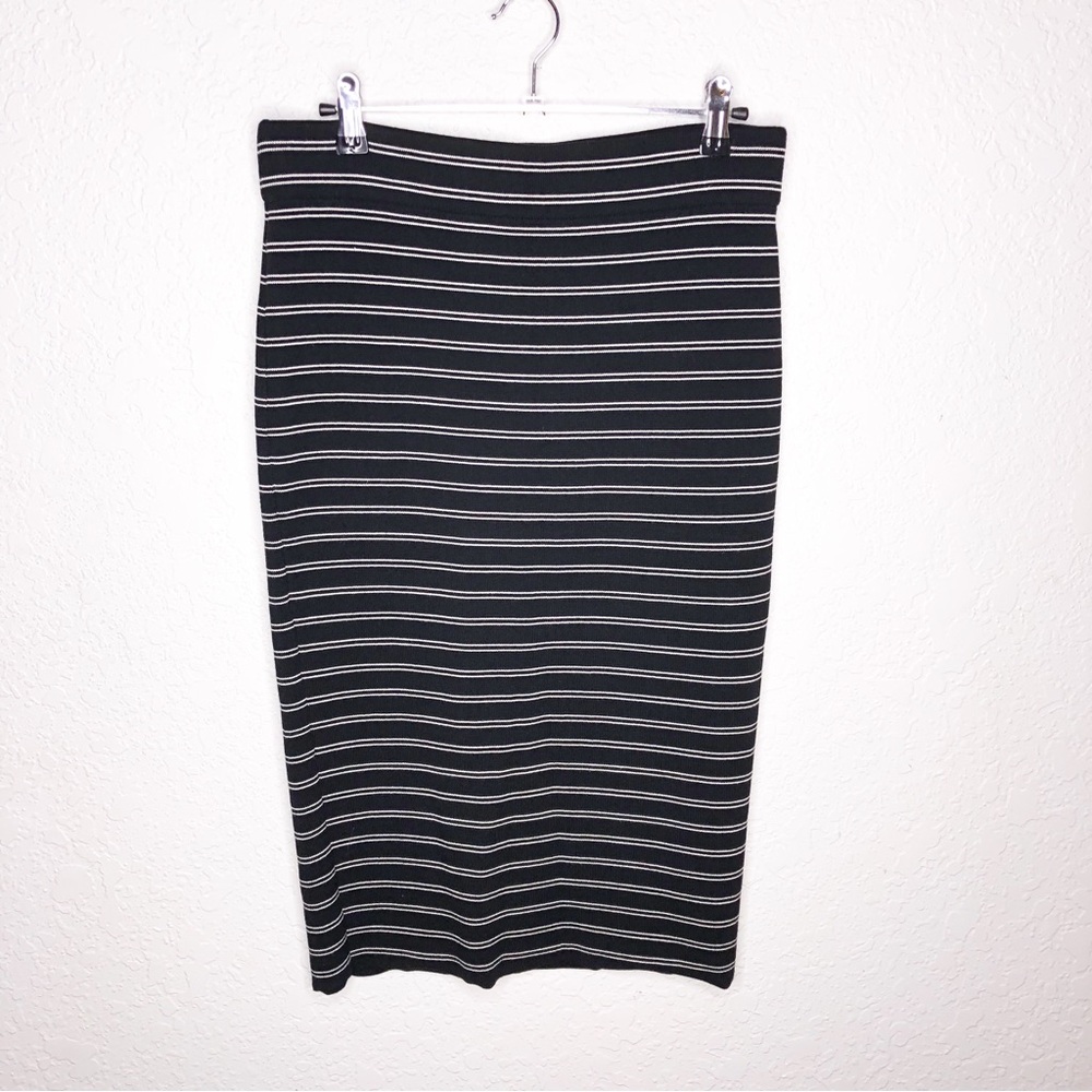 WHBM black white striped knit skirt size Small